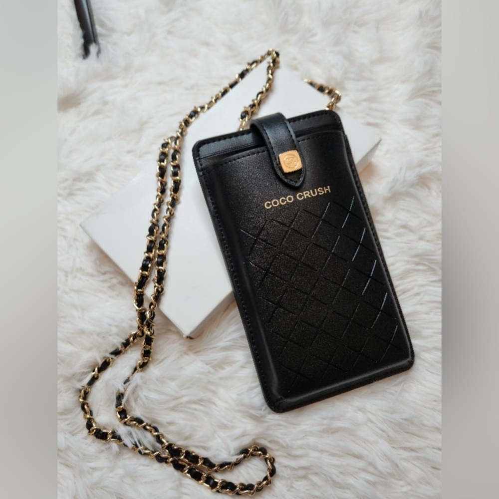 CHANEL Black Quilted Coco Crush Phone Case NIB GWP